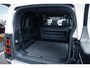 Land Rover Defender 110 D250 Hardtop Commercial | 20" County velgen | Luchtvering | 3 persoons Jumpseat |