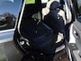 Toyota Auris 1.8 Hybrid CVT Dynamic Team bij Toyota specialist, rijklaar met 12 maanden Bovag garantie !