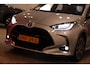 Toyota Yaris 1.5 Hybrid Executive + Leder