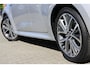 Toyota Yaris 1.5 Hybrid Executive + Leder