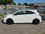 Opel Corsa 1.2-16V LIMITED EDITION OPC LINE! Airco l MTF-stuur l Zwart dak l Zwart 17' LMV l Zwart spiegels! TOPSTAAT