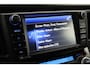 Toyota RAV4 2.5 Hybrid AWD Style | Trekhaak | Dodehoek detectie | Stoel-/stuurverwarming | 360 camera | JBL | Navigatie | Keyless | Adaptive Cruise