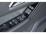 Land Rover Range Rover Velar 2.0 I4 Turbo 300PK AWD R-Dynamic HSE PANODAK/TREKHAAK/22INH/LUCHTVERING/CARPLAY