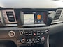 Kia Niro 1.6 GDi Hybrid 105pk Automaat BusinessLine / Radar cruise / trekhaak / Stuur- en stoelverw. / Leer / 18' LM / Keyless /