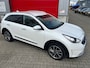 Kia Niro 1.6 GDi Hybrid 105pk Automaat BusinessLine / Radar cruise / trekhaak / Stuur- en stoelverw. / Leer / 18' LM / Keyless /