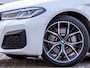 BMW 5-Serie Touring 530e xDrive M-SPORT ** LASER, LEDER, PANORAMA, TREKH, HuD, H&K Sound, 19-inch LMV ** € 39.900,= onder NP - Ex-BMW AG ** ** INFORMEER OOK NAAR ONZE AANTREKKELIJKE FINANCIAL-LEASE TARIEVEN **