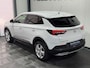 Opel Grandland X 1.2 Turbo Business Executive Automaat / Full map navigatie / Cruise control / Camera / Stoelverwarming