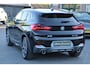BMW X2 sDrive20i 192PK M-pakket High Executive Edition Huh|Panodak|Navi|Sfeer verl.|Led|E. Klep|Pdc|Lmv|Iso-fix|Lane assist