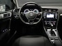 Volkswagen Golf 1.6 TDI Highline [SCHUIFKANTELDAK, STOELVERWARMING, PDC V+A, CLIMATE CONTROL, BLUETOOTH TELEFOONVERBINDING, NAVIGATIE, NIEUWSTAAT]