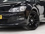 Volkswagen Golf 1.6 TDI Highline [SCHUIFKANTELDAK, STOELVERWARMING, PDC V+A, CLIMATE CONTROL, BLUETOOTH TELEFOONVERBINDING, NAVIGATIE, NIEUWSTAAT]