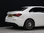 Mercedes-Benz A-klasse 200 Business Solution [APPLE CARPLAY, ANDROID, SPORTSTOELEN, CAMERA, CRUISE CONTROL, CLIMATE CONTROL, 18" LM VELG, NIEUWSTAAT]