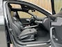 Audi A4 Avant 35 TFSI S edition Automaat | Panoramadak | LED | Sportstoelen | Stoelverwarming | Extra getint glas | 20 inch lichtmetalen velgen | Apple CarPlay | Climate control | Parkeersensoren voor en achter