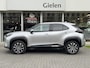 Toyota Yaris Cross 1.5 Hybrid 130PK First Edition Plus | Stoel + Stuurverwarming, Apple CarPlay, Keyless, 17inch, Groot scherm