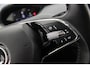 Skoda Enyaq iV 60 180pk Automaat Trekhaak, Navigatie, Adaptive cruise control, Parkeersensor achter, DAB, Radio, Airco, LED verlichting, App connect, Keyless start
