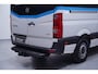 Volkswagen Crafter 2.0 TDI 136 pk L2H2 Airco, Camera Trekhaak met Opstap, 3-Zits, APK 02-2026