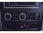 Volkswagen Crafter 2.0 TDI 136 pk L2H2 Airco, Camera Trekhaak met Opstap, 3-Zits, APK 02-2026