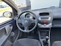 Citroën C1 1.0-12V Ambiance 68 PK. Mooie en zeer zuinige auto !!!
