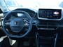 Peugeot e-208 EV Allure 51 kWh 3 FASE | ACHTERUITRIJCAMERA MET SENSOREN | NAVIGATIE & CARPLAY | E.C.C. |