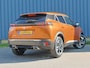 Peugeot 2008 1.2 130PK Allure | AUTOMAAT | AppleCarPlay/AndroidAuto | Camera | Climate Control | Navigatie | Cruise Control | FULL LED | LMV |