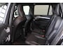 Volvo XC90 T8 Recharge AWD Ultra Dark - LONG RANGE - Luchtvering - Panorama/schuifdak - IntelliSafe Assist & Surround - 360º Camera - Adaptieve LED koplampen - Verwarmde voorstoelen, stuur & achterbank - Parkeersensoren voor & achter - Elektr. bedienb. voorstoelen met geheugen - Head up display - Draadloze tel. lader - Extra getint glas - Elektr. inklapbare trekhaak - 22' LMV