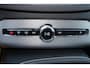 Volvo XC90 T8 Recharge AWD Ultra Dark - LONG RANGE - Luchtvering - Panorama/schuifdak - IntelliSafe Assist & Surround - 360º Camera - Adaptieve LED koplampen - Verwarmde voorstoelen, stuur & achterbank - Parkeersensoren voor & achter - Elektr. bedienb. voorstoelen met geheugen - Head up display - Draadloze tel. lader - Extra getint glas - Elektr. inklapbare trekhaak - 22' LMV