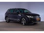Volkswagen Tiguan 1.5 TSI 150pk Life Business Aut. [ LED Trekhaak Camera ]