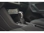 Volkswagen Tiguan 1.5 TSI 150pk Life Business Aut. [ LED Trekhaak Camera ]