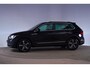 Volkswagen Tiguan 1.5 TSI 150pk Life Business Aut. [ LED Trekhaak Camera ]