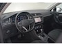 Volkswagen Tiguan 1.5 TSI 150pk Life Business Aut. [ LED Trekhaak Camera ]