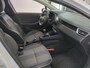 Renault Clio 1.0 TCe 101pk Intens | Navigatie | Apple CarPlay | 16" Velgen | ECC | DAB | All Season banden | Half leder / Stof