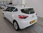 Renault Clio 1.0 TCe 101pk Intens | Navigatie | Apple CarPlay | 16" Velgen | ECC | DAB | All Season banden | Half leder / Stof