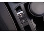 Volkswagen T-Roc 1.0 TSI Life Apple Carplay Clima PDC v+a Led koplampen Virtual cockpit Stoelverwarming