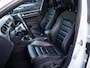Volkswagen Golf 2.0 TDI GTD 210PK | DynAudio | Panodak | 19 inch | Volleder