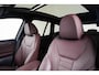 BMW iX3 High Executive 80 kWh Trekhaak - Panoramadak - Comfort Access - Laserlight - Driving Assistant Professional - Head-up - Harman Kardon