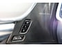 Volvo V90 T6 Recharge AWD Ultra Dark - Panorama/schuifdak - IntelliSafe Assist & Surround - 360º Camera - Adaptieve LED koplampen - Verwarmde voorstoelen, stuur & achterbank - Parkeersensoren voor & achter - Elektr. bedienb. voorstoelen met geheugen - Head up display - Elektr. inklapbare trekhaakk - 19' LMV