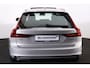 Volvo V90 T6 Recharge AWD Ultra Dark - Panorama/schuifdak - IntelliSafe Assist & Surround - 360º Camera - Adaptieve LED koplampen - Verwarmde voorstoelen, stuur & achterbank - Parkeersensoren voor & achter - Elektr. bedienb. voorstoelen met geheugen - Head up display - Elektr. inklapbare trekhaakk - 19' LMV
