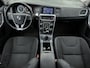 Volvo V60 1.6 T3 Momentum / Navi / Cruise-ctr / Lmv / Airco / Afn.trekhaak / Parkdistance / Apk nieuw
