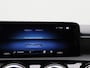 Mercedes-Benz A-klasse 180 Business Solution Luxury | Automaat | Achteruitrijcamera | Leder | Rijstrooksensoren | Assistentie | LED | DAB | 12 Maanden BOVAG Garantie |