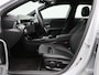 Mercedes-Benz A-klasse 180 Business Solution Luxury | Automaat | Achteruitrijcamera | Leder | Rijstrooksensoren | Assistentie | LED | DAB | 12 Maanden BOVAG Garantie |