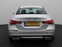 Mercedes-Benz A-klasse 180 Business Solution Luxury | Automaat | Achteruitrijcamera | Leder | Rijstrooksensoren | Assistentie | LED | DAB | 12 Maanden BOVAG Garantie |