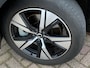 Volvo XC40 Recharge P8 AWD R-Design Adaptieve cruise control | Blis | Elektrisch/panorama dak | Harman&kardon audio | Stoel en stuur verwarming |  360gr Camera |