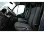 Renault Master T28 2.3 dCi 130 L1H1 *meeneemprijs* - Cruise, Trekhaak, Betimmering, Navi