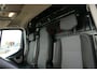 Renault Master T28 2.3 dCi 130 L1H1 *meeneemprijs* - Cruise, Trekhaak, Betimmering, Navi
