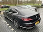 Volkswagen Arteon 1.5 TSI R-Line | Automaat | Panorama Schuif/Kantel Dak | Ergo Active Stoel | R-Line Interieur | Digital Cockpit PRO | Stoelverwarming Voor & Achter | Climatronic | Navigatie