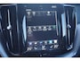 Volvo XC60 2.0 D4 R-Design | Camera | Trekhaak | Harman/Kardon | Winter Pakket | 21'' LM |
