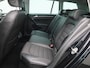 Volkswagen Golf Variant 1.4 TSI Connected Series | Climate Control | Stoelverwarming | Camera | Lichtmetalen Velgen |