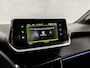 Peugeot 208 1.2 PureTech GT Automaat (VIRTUAL COCKPIT, ADAPTIVE CRUISE, APPLE CARPLAY, GROOT NAVI, LEDER, 360 CAMERA, SPORTSTOELEN, GETINT GLAS, KEYLESS, LANE ASSIST, NIEUWSTAAT)