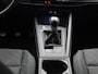 Volkswagen Golf 1.0 TSI Life | Stoelverwarming | Achteruitrijcamera | Parkeersensoren | Sfeerverlichting | Apple Carplay / Android Auto |