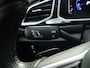 Volkswagen T-Roc 1.5 TSI R-Line | Parkeersensoren | Stoelverwarming | Carplay |