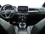 Volkswagen T-Roc 1.5 TSI R-Line | Parkeersensoren | Stoelverwarming | Carplay |